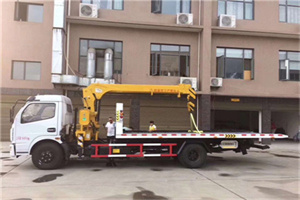 伊宁附近汽车轮胎更换